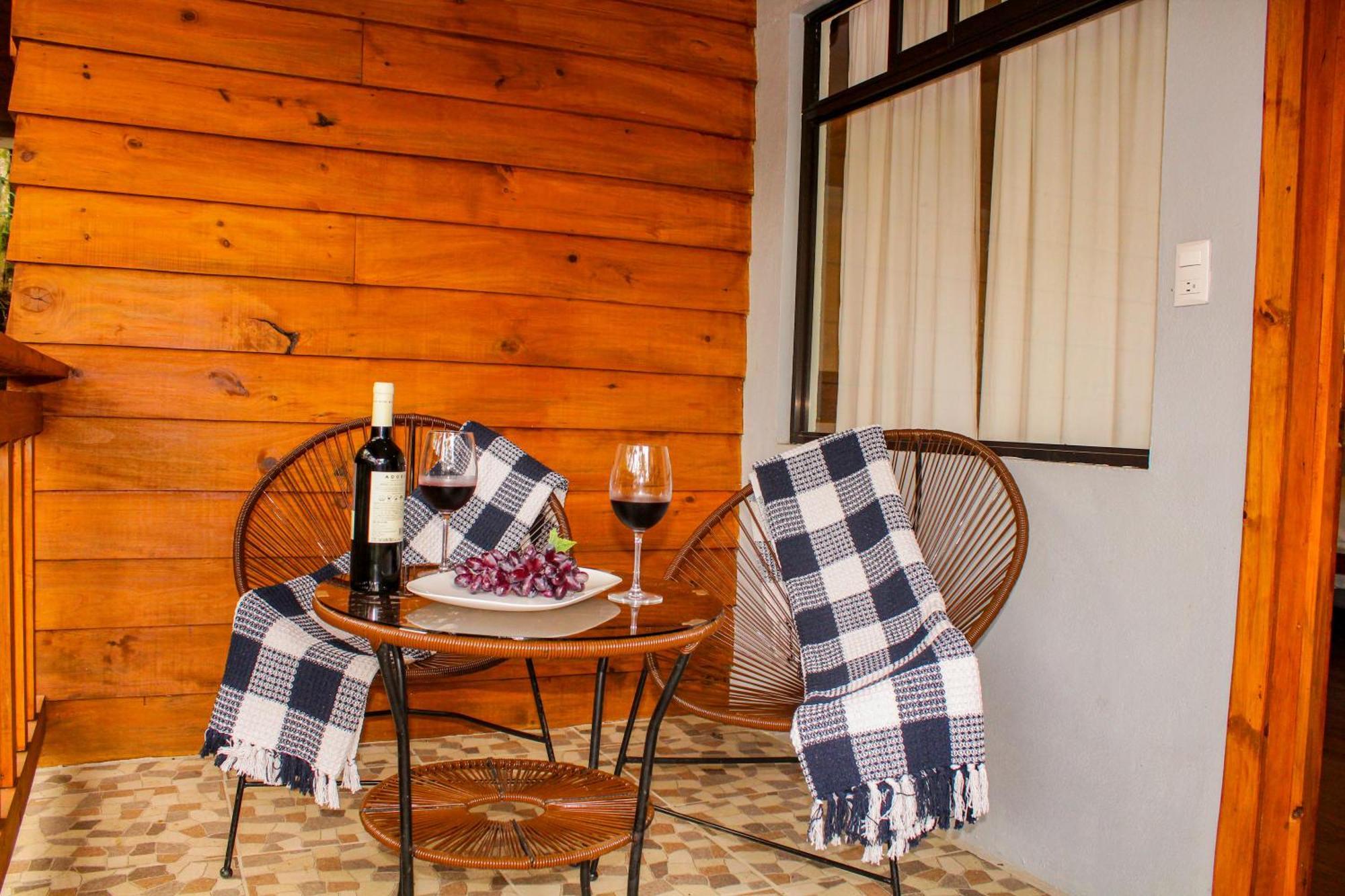 Tierra Buena Countryside Hotel モンテベルデ エクステリア 写真